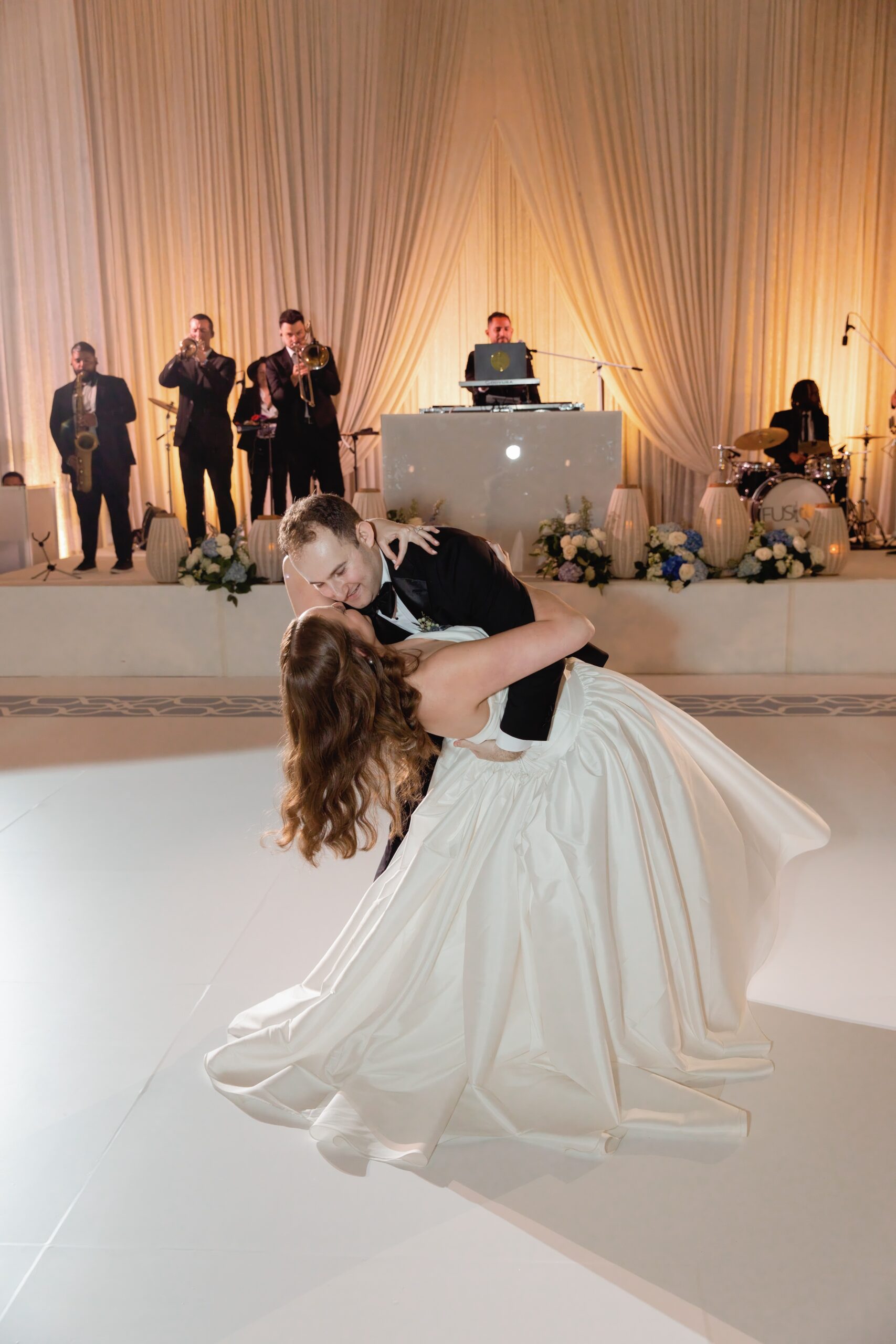 Newlyweds on Dance Floor at Temple Beth AM Wedding