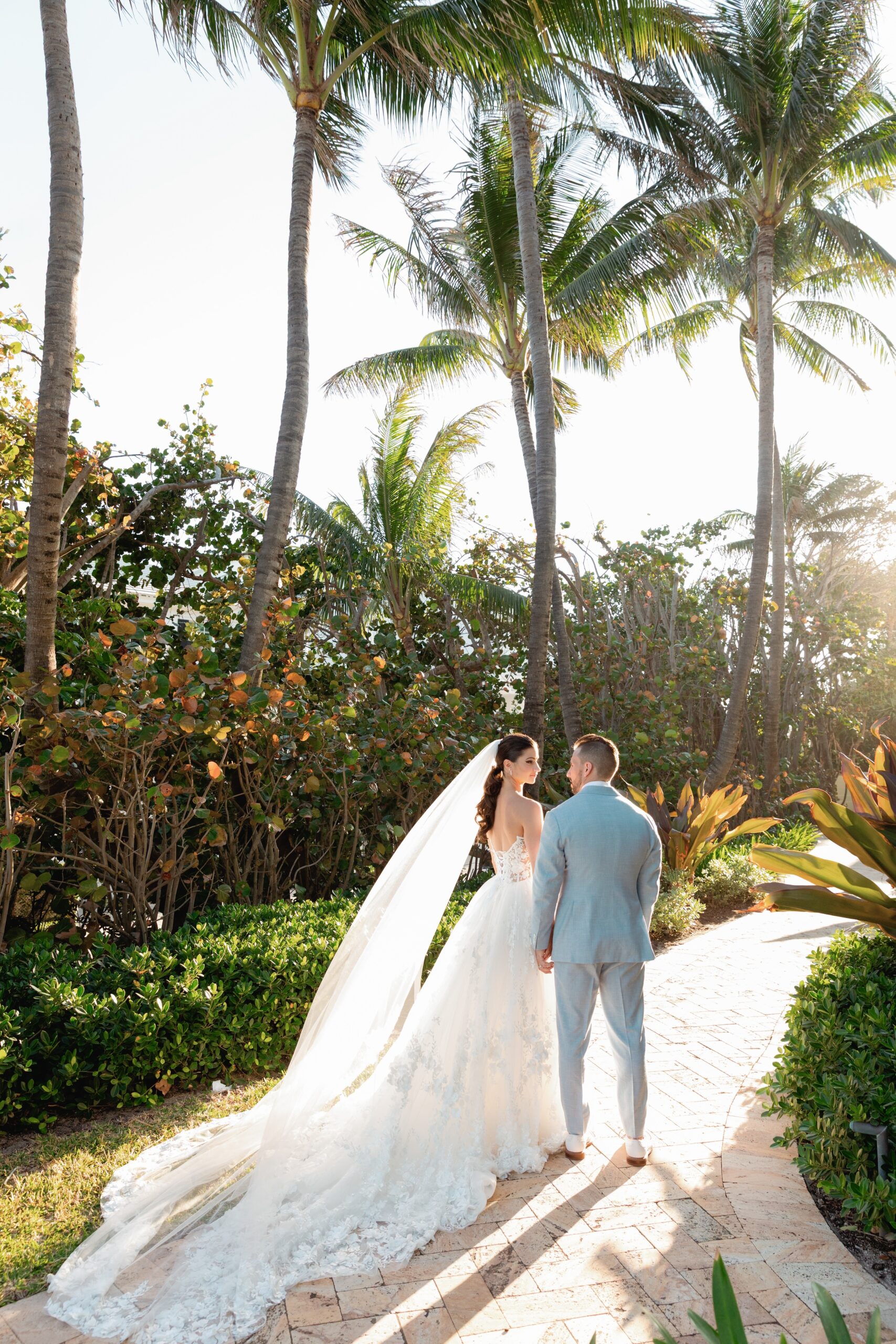 EAU Palm Beach Wedding Pictures During Sunset